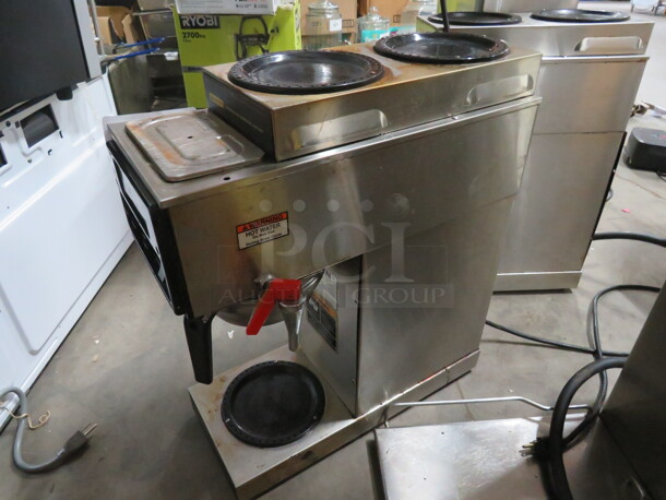 One Bunn Coffee Brewer With Filter Basket. 8X18X21 - Image 2 of 2