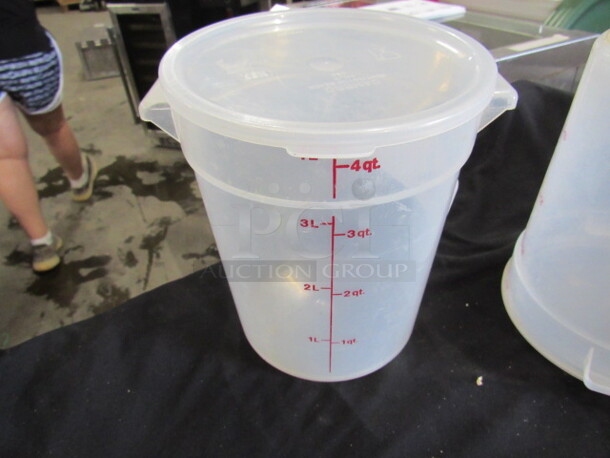 One 4 Quart Food Storage Container With Lid.