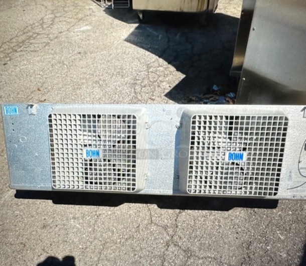 One Bohn Evaporator. #LET090BJ. 208-230 Volt. 1 Phase 49X17X15