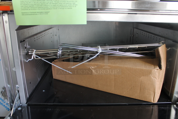 BRAND NEW SCRATCH AND DENT! Vulcan 60SS-10BN Stainless Steel Commercial Natural Gas Powered 10 Burner Range w/ 2 Ovens, Over Shelf and Back Splash.  - Image 5 of 9