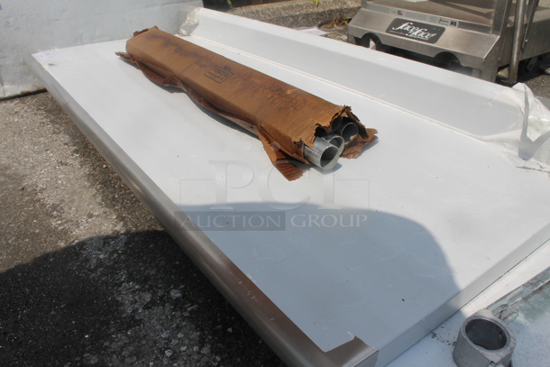 BRAND NEW SCRATCH AND DENT! Stainless Steel Commercial Tabletop. Comes w/ Legs. - Image 3 of 4