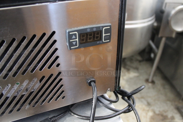 Newbel RTW-130L-1 Stainless Steel Commercial Countertop Refrigerated Display Case Merchandiser. 115 Volts, 1 Phase. Tested and Powers On But Does Not Get Cold - Image 3 of 5