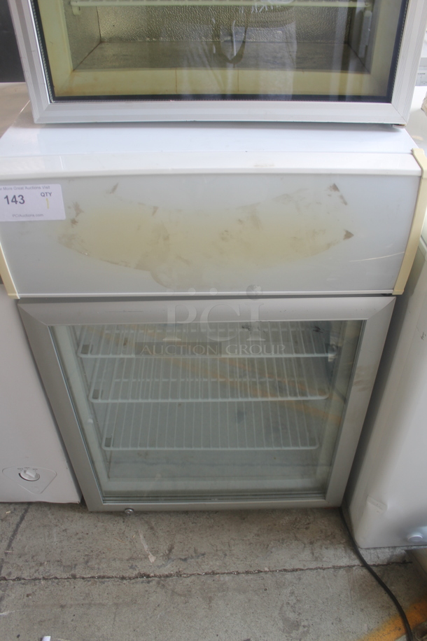 CTF-4MS Metal Mini Cooler Merchandiser. 110-120 Volts, 1 Phase. Tested and Working! - Image 1 of 4