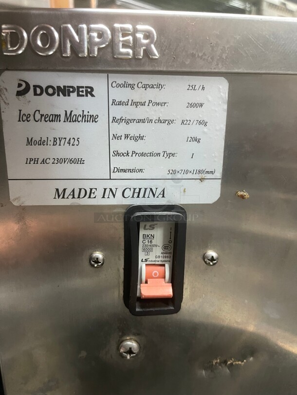 New! Donper BY7425 Floor Model Commercial Batch Freezer / Gelato Machine 25L/H Cooling Capacity 2600 Watts 220 Volt 1 Phase NSF Great for Making Ice Cream  - Image 9 of 9