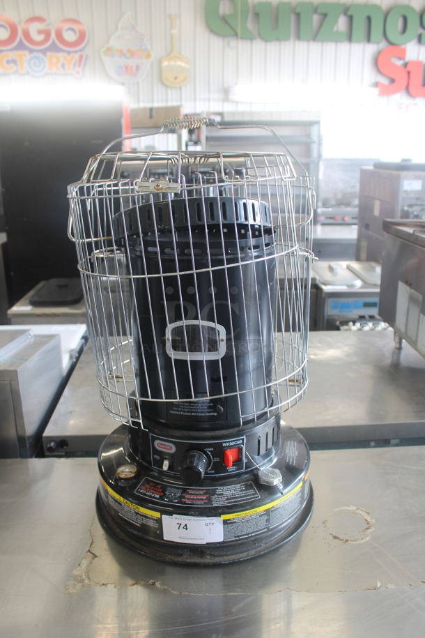 Dyna-Glo WK95C8B Metal Propane Gas Powered Heater. - Image 1 of 5
