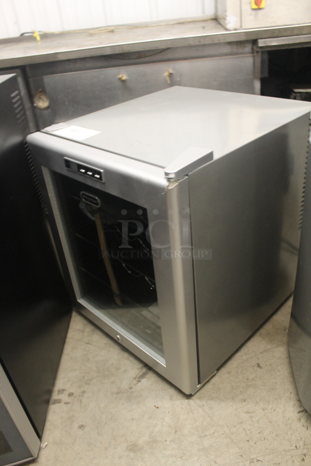 BRAND NEW SCRATCH AND DENT! Whynter WC-16S Stainless Steel  16 Bottle Thermoelectric Wine Cooler With Steel Wine Racks. 110V. Tested And Working!  - Image 3 of 5