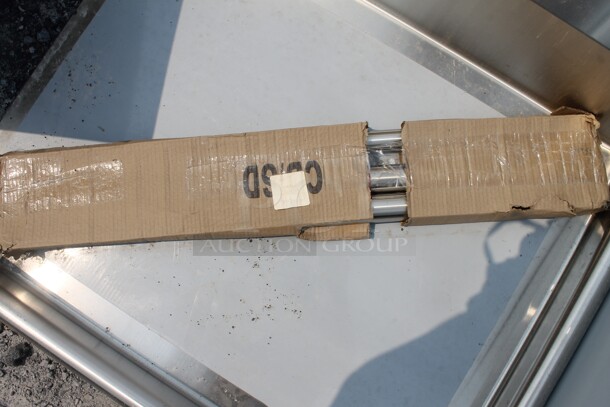 BRAND NEW SCRATCH AND DENT! Regency 600CDT36R Commercial Stainless Steel Clean Dish Table With Right Drainboard And Galvanized Legs - Image 4 of 5