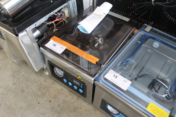 BRAND NEW SCRATCH AND DENT! VacPak-It 186VMC10OP Stainless Steel Commercial Countertop Vacuum Sealer. 110-120 Volts, 1 Phase. Tested and Working! - Image 2 of 7