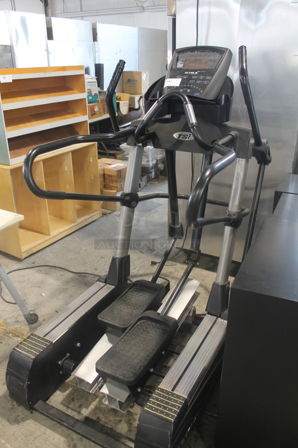 True Fitness TS1 Elliptical Slider, Black. 120V.  - Image 3 of 6