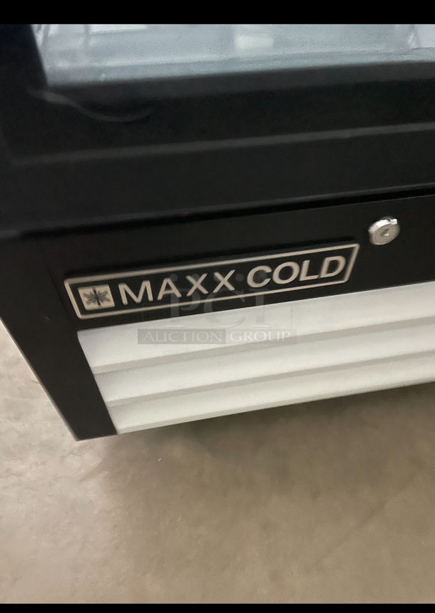 Maxx Cold Xseries Refrigerated Merchandiser Brand New in Box - Image 4 of 5