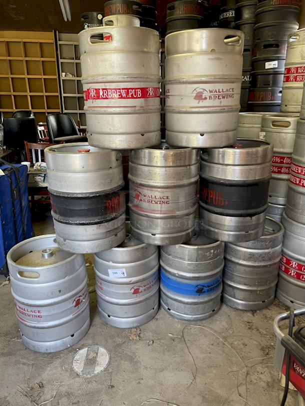 ?FULL SIZE! 1/2 Barrel Stainless Steel Sanke "D" Kegs With double Handles! ? 1/2 bbl kegs = 59 liters = 15.5 gallons = 124 pints = 165 x 12oz bottles/cans = 31 growlers. 9x Your Bid - Image 2 of 2