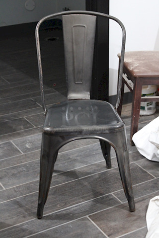FDW Restaurant Dining Chairs, Indoor/Outdoor, Metal, 18 Inch Seat Height. 4x Your Bid