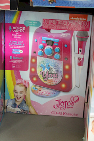 ALL NEW TOYS!! (2) Nickelodeon Jo Jo Siwa CD & G Karoke, (1) Emoji Table Cover 58"x84" #50773W, (2) Rollers Glow & Roll (1 blue, 1 Pink), (1) Little Tikes First Washer-Dryer, (1) Little Tikes First Oven, (1) Arcade Retro, (1) Nickelodeon Paw Patrol Scoot Racer, (1) Hasbro Gaming Road Trip Sorry! With Portable Case. 8x Your Bid 12 Items in Total