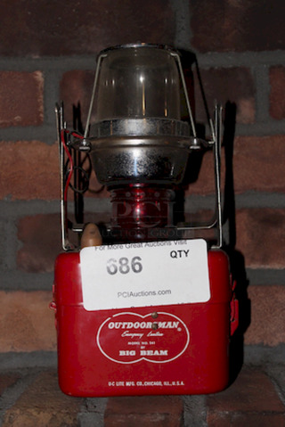 VINTAGE! Outdoorsman Big Beam Emergency Lantern No 241, 6" Handle.