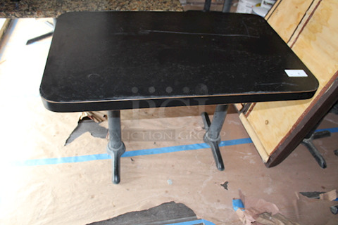 48" Table Top With Base. 48x28x31