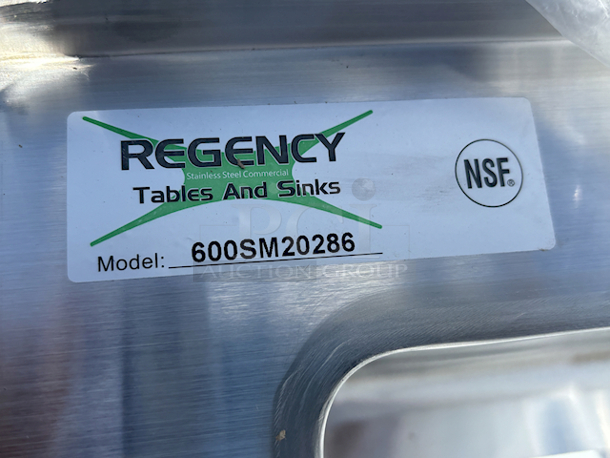 BRAND NEW SCRATCH & DENT! Regency 33" 16-Gauge Stainless Steel One Compartment Floor Mop Sink - 28" x 20" x 6" Bowl - Image 3 of 4