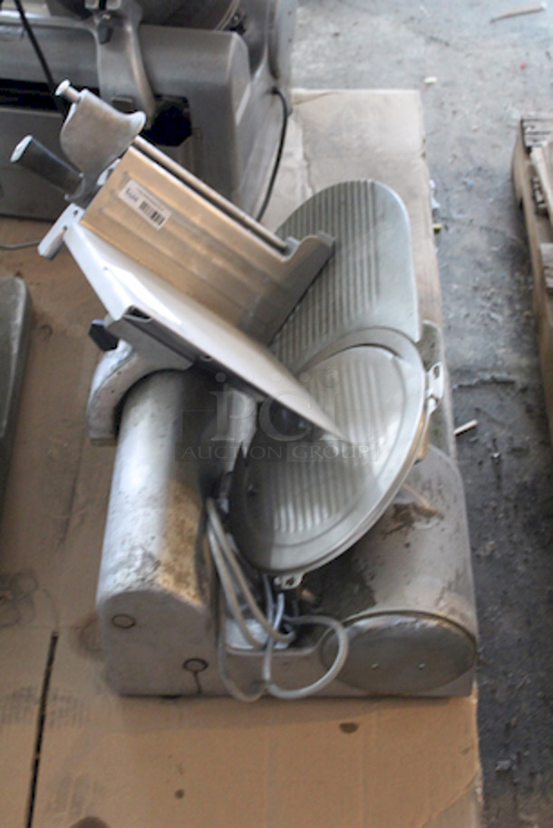 Hobart 1612 Deli Slicer, 11-3/4" Blade 26-1/4"W x 24"D x 21-1/4"H, 115v/60hz  - Image 2 of 5