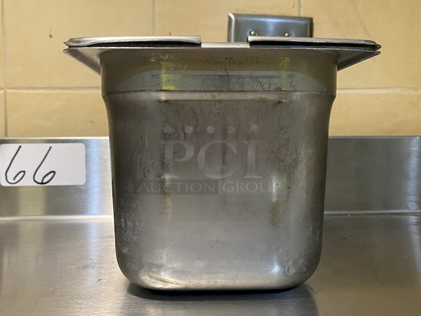 Polar Ware VX136 1/3 Pan, 6-1/4qt. With Slotted Lid
12-5/8" x 6-7/8" x 6" - Image 3 of 8