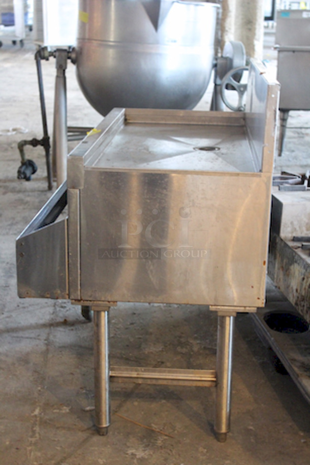 SUPERB! Glastender DBA-36 Underbar Drainboard With Speed Rail, Freestanding - 36"W x 19"Dx37".
Originally Connected to #626, No Left Side Legs. - Image 4 of 4