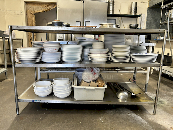 5ft Stainless Steel Work Table With (2) Under-shelves. 60x25x35 - Image 2 of 3