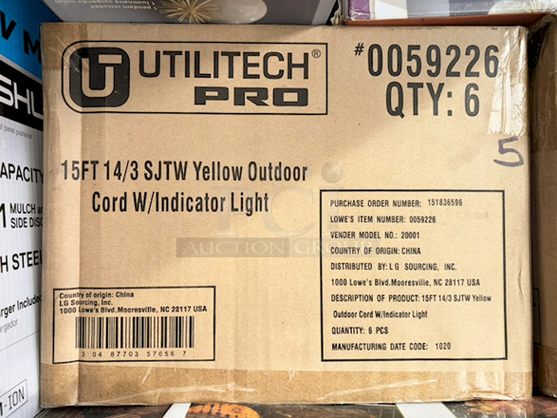 NEW NEVER USED! Box of SIX Utilitech Pro UTP511715 15-ft 14 Gauge / 3-Prong Outdoor Sjtw Medium Duty Lighted Extension Cord. 120 volts / 15amps / 1 Outlet