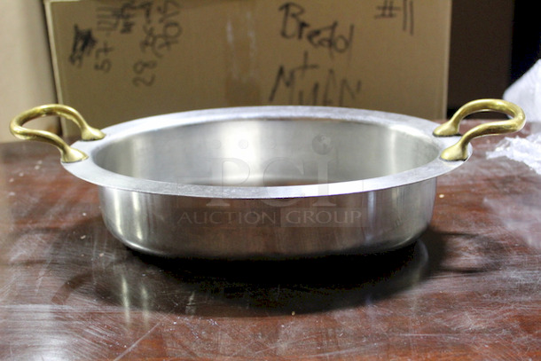 SWEET! Set of 7 Stainless Steel Buffett Inserts With Screen. 9x12x2-1/2. 7x Your Bid - Image 1 of 5