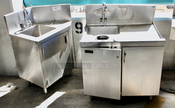 TWO PIECE! Perlick Back Bar Combo, (1) Corner Unit  Hand Sink With Closed Cabinet Base And One Sink With, Drain Board, Cut Out For Trash Ricepticle On Closed Cabinet Base. 2x Your Bid