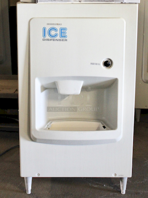 Hoshizaki DB-200C Hotel Ice Dispenser - 200 Lb. 115V. 200lbs Insulated Ice Storage Capacity, Dispenses 20lbs Of Ice Per Minute. Tested. Observed Working At Removal