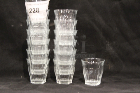 Shot Glasses, Glass. 
14x Your Bid