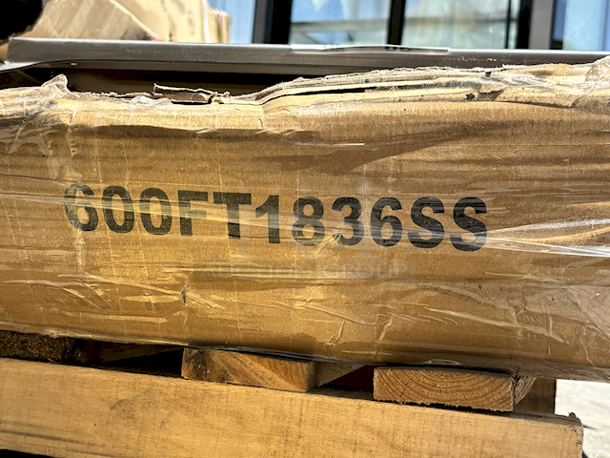 BRAND NEW SCRATCH & DENT! Regency 18" x 36" 14-Gauge Stainless Steel Floor Trough with Grate. In The Original Box. 
 - Image 9 of 9