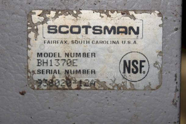 Scotsman BH1370E 1400lbs Capacity Ice Bin. 
56x40x59-1/2.
Legs Need To Be Adjusted.  - Image 4 of 8