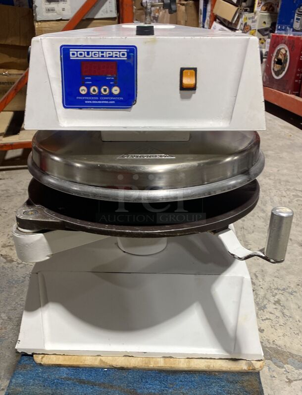 Dough Pro Pizza Press - Image 1 of 5