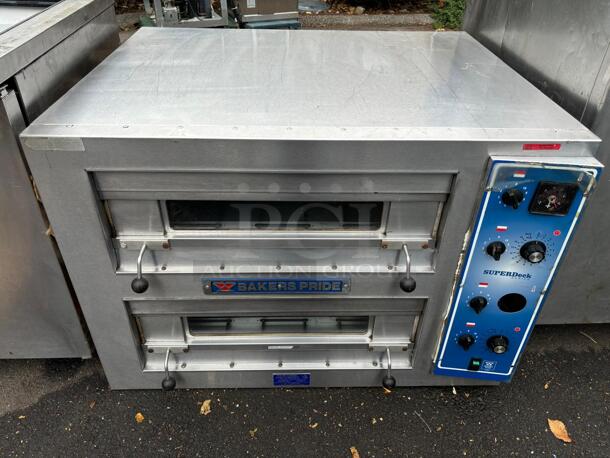 Bakers Pride EP-2-2828, 9,500 Watt Electric Countertop Pizza Oven, Double Deck
 - Image 2 of 2