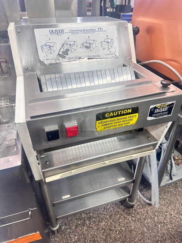 Oliver 711 Countertop Commercial Bread Slicer 115 Volt  - Image 1 of 6