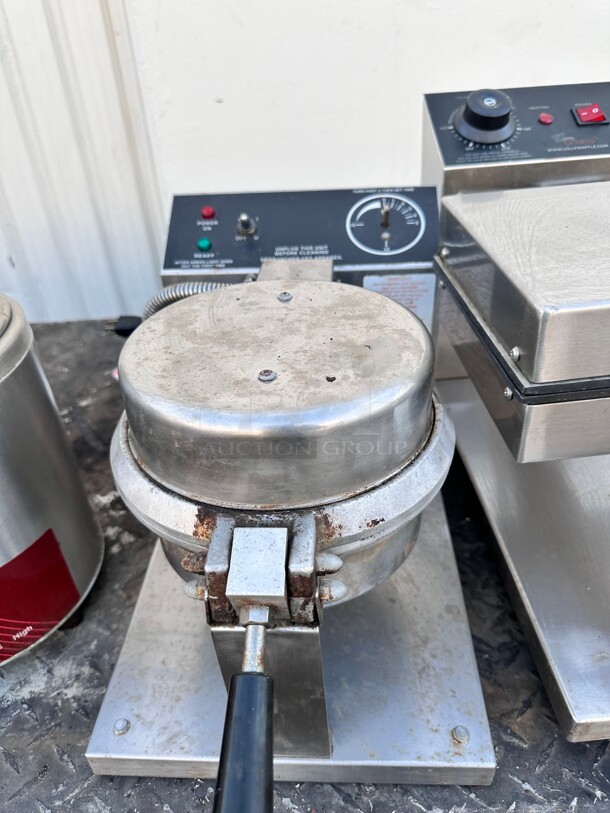 Gold Medal 5020 Giant Waffle Cone Baker w/ 8" Danish Grid & Push Button Controls, 120v Tested and Working - Image 4 of 7