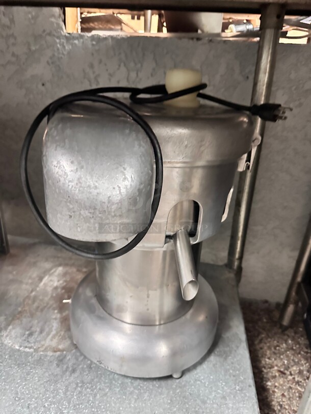 Certified Working Ruby 2000 Commercial Heavy Duty Juicer 115 Volt - Image 4 of 6