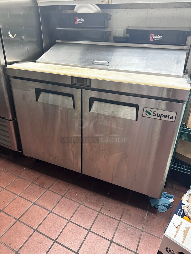 Late Model Supera SSPT2R-1 Sandwich/Salad Preparation Table, 48 inch 115 Volt Tested and Wokring - Image 1 of 5
