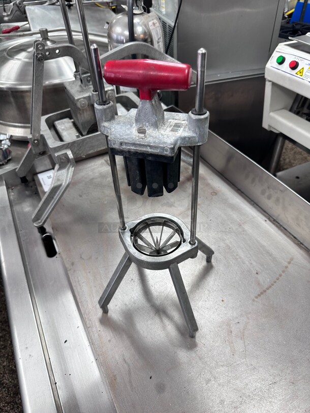 Clean Lincoln Food Product Eight Wedge T-Handle Pusher Block 15053 for Vollrath Redco NSF  - Image 5 of 7