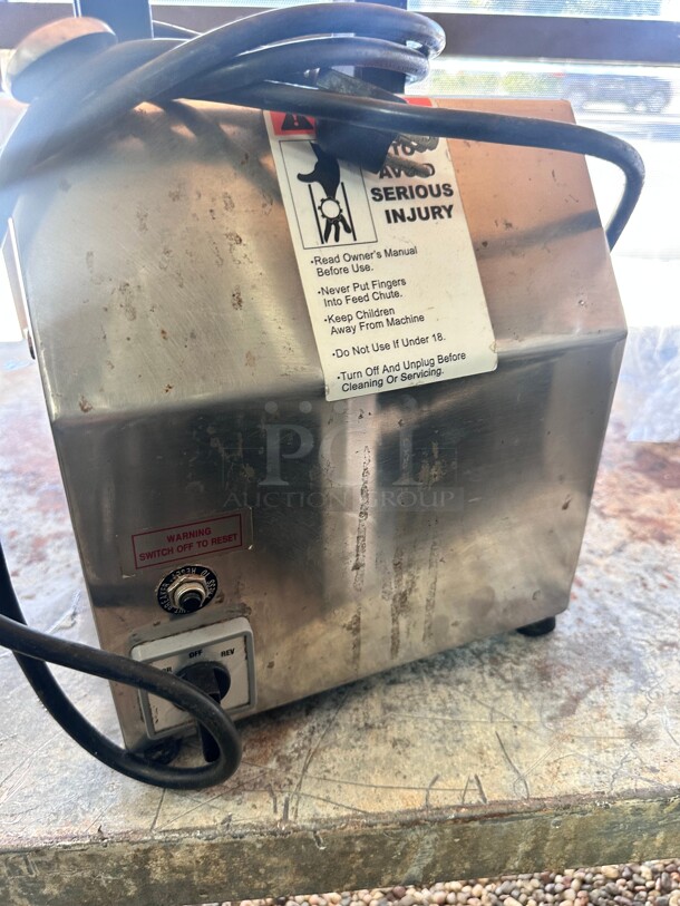 Globe CC12 Chefmate Electric Meat Grinder #12 Head Only 115 Volt  - Image 4 of 6