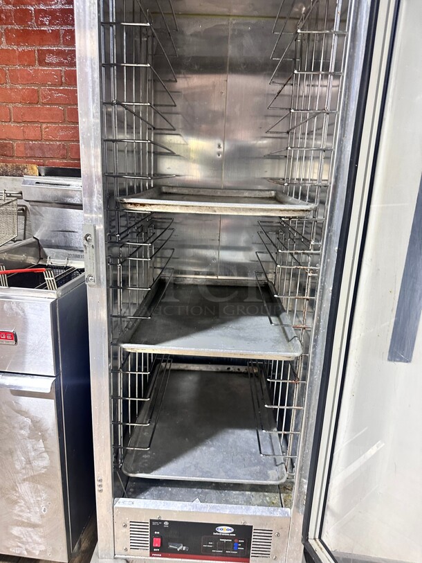 Late Model Cozoc HPC7011-WC9F9L DONUT, Full Size Heated Holding & Proofing Cabinet, 1 Clear Door, 16 Pan, 1.5 kW Working - Image 9 of 9