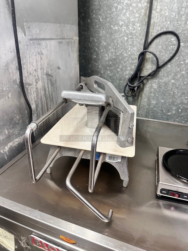 Excellent Condition Lincoln 0643N Tomato Slicer 3/16 - Image 3 of 11