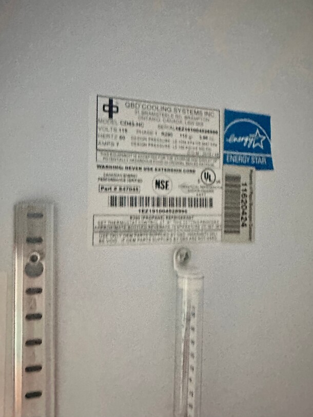 Late Model QBD CD45 Sliding 2 Door Upright Pop Juice Fridge Cooler 40 CuFt 115 Volt Tested and Working - Image 7 of 7