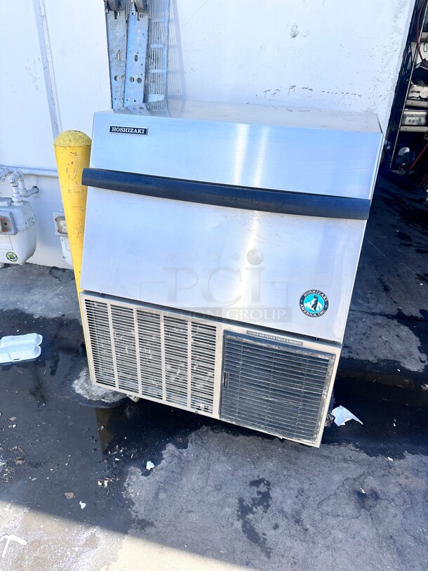 Hoshizaki KM-255BAH 250 lb Crescent Cube Ice Machine w/ Bin Air Cooled, 115v Working - Image 2 of 9