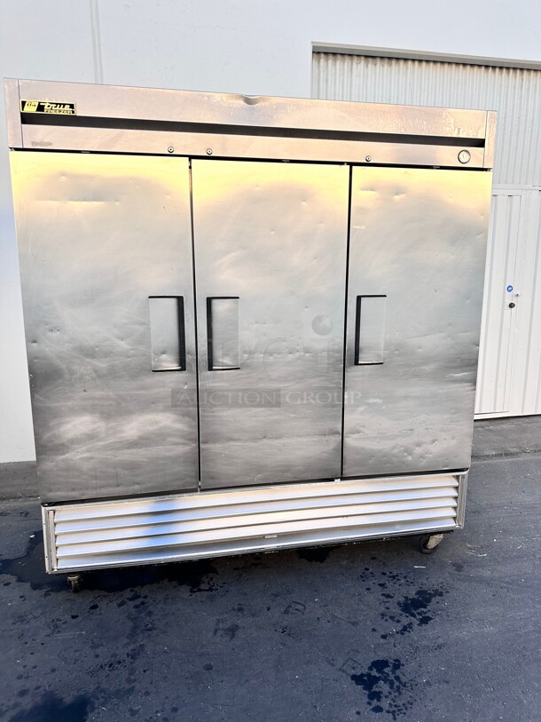 Excellent True T-72F 78 inch Three Section Reach In Freezer, (3) Solid Doors, 115v Working - Image 1 of 10