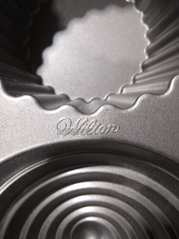 Wilton Baking Pan - Image 3 of 3