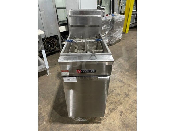 Cookline Commercial Natural Gas Powered 4 Burner Deep Fat Fryer! With Backsplash! With Two Frying Baskets! All Stainless Steel! On Legs! - Image 1 of 9