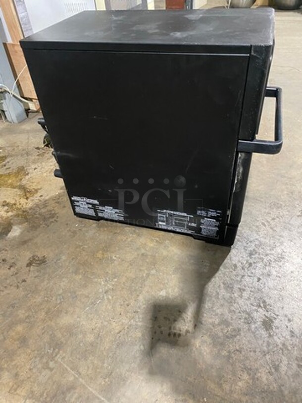 NICE! LATE MODEL! 2021 Merrychef Commercial Countertop Rapid Cook Oven! All Stainless Steel! WORKING WHEN REMOVED! Model: EIKONE2S SN: 2103213091758 208/240V - Image 3 of 9