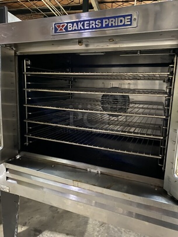 WOW! Bakers Pride Cyclone Series Natural Gas Powered Heavy Duty Commercial Single Convection Oven! All S.S.! With 2 View Through Doors! With 5 Metal Racks! On Legs!  - Image 5 of 7