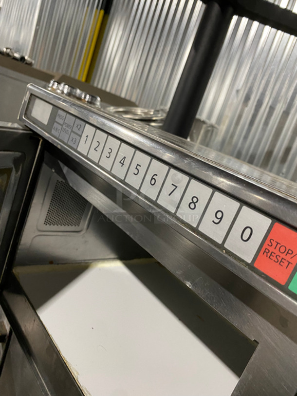 Panasonic Commercial Countertop Microwave Oven! All Stainless Steel! With View Through Door! Model: NE17521 208/230V 60HZ 1 Phase - Image 7 of 8