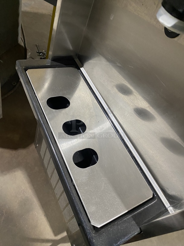 Nice! Electro Freeze 3 Handle AIR COOLED Ice Cream Machine! SL500-137 Serial RS694EF0620! 208/230V 1 Phase! On Commercial Casters!   - Image 7 of 10